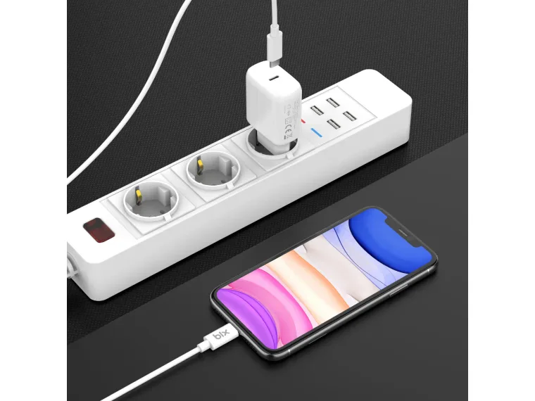 PD20TA 20W Type-C PD Hızlı Şarj Adaptörü Beyaz — görsel 4